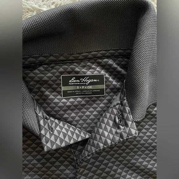 t-shirt - Picture 2 of 3